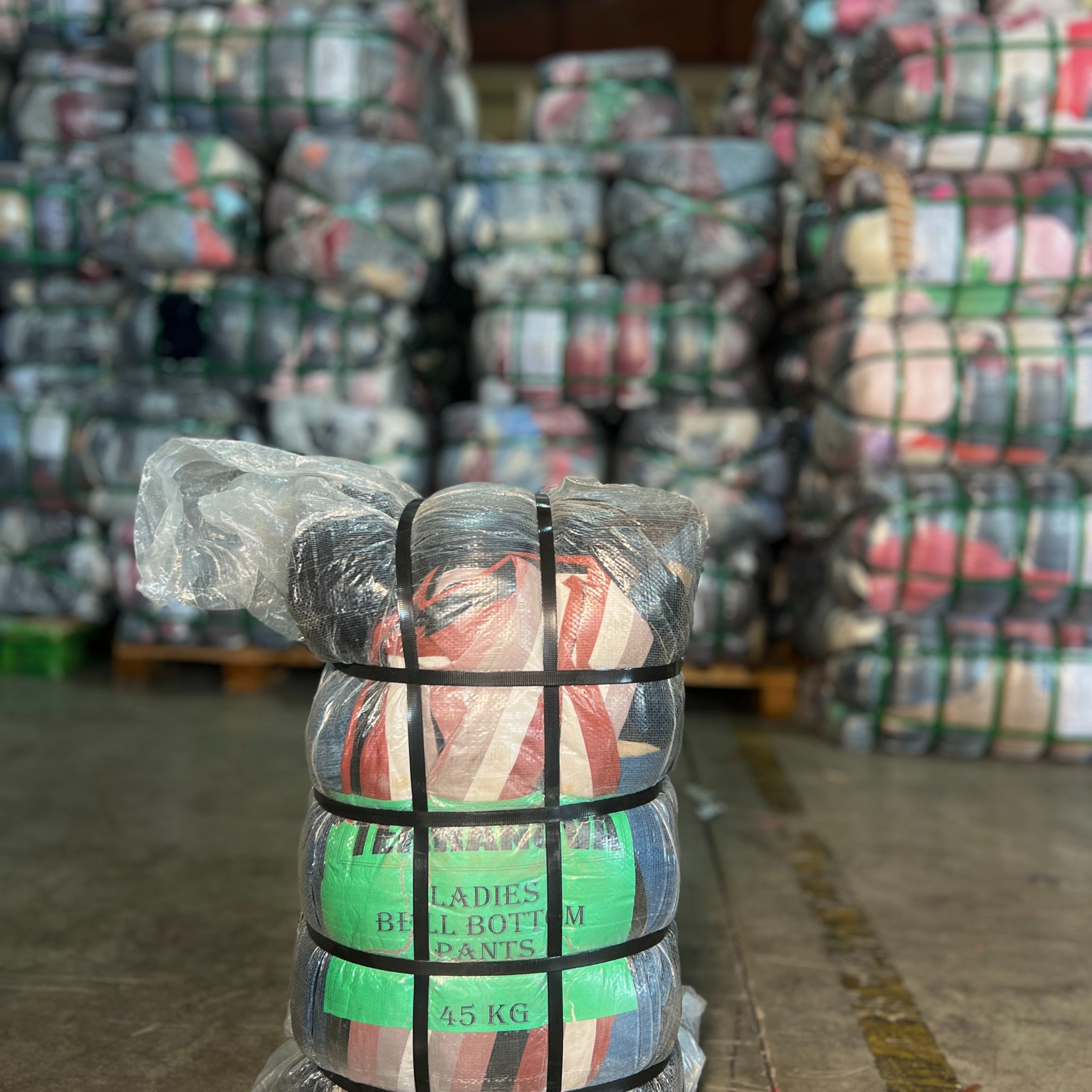 BALA 45KG PANTALÓN DE CAMPANA