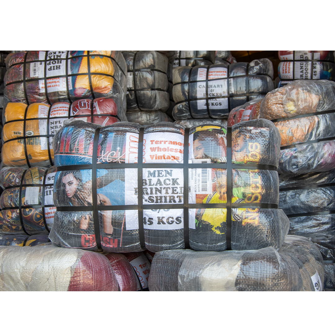 BALA CAMISETAS NEGRAS ESTAMPADAS DE HOMBRE VINTAGE