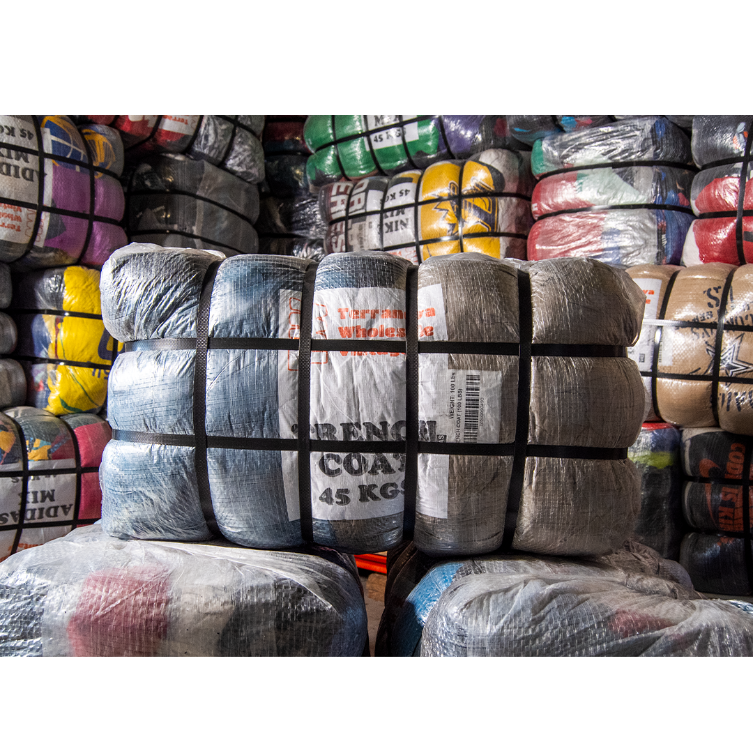 bale-vintage-trench-coat